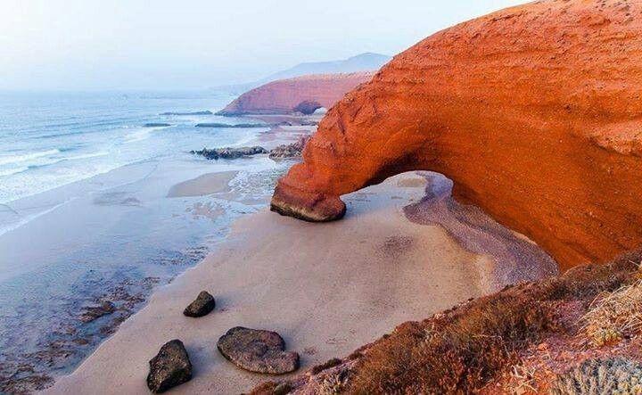 agence de voyage Agadir (region) : Day trip to Sidi ifni, Mirleft and Legzira beach